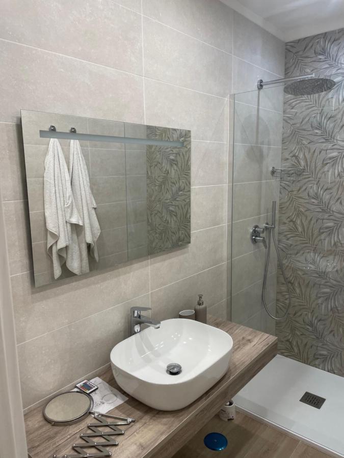 Suite Anita Deluxe Neapel Exteriör bild